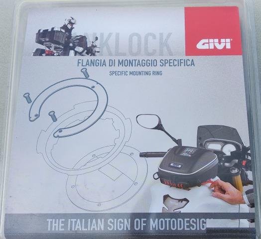 Givi Крепление сумки на бак tanklock BF11