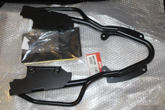 Givi sr1139 крепеж центрального кофра VFR800X