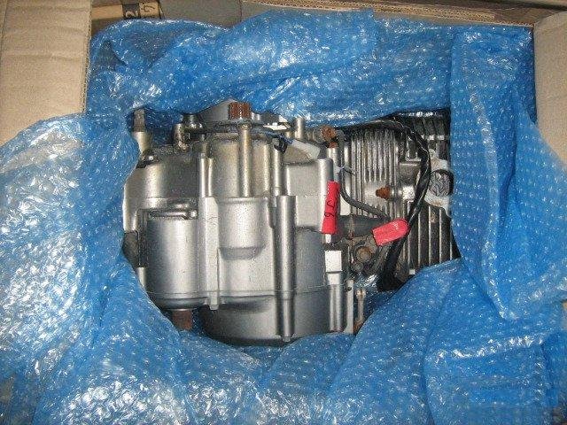 Двигатель Suzuki DR 250 S
