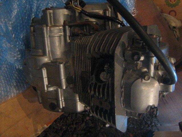 Двигатель Suzuki DR 250 S