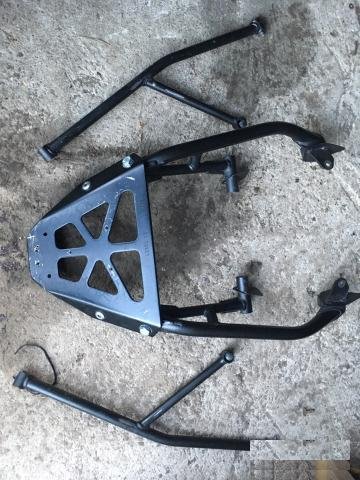Крепеж кофра kawasaki er er6 er6f er6n ninja650 ex