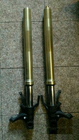 Перья вилки для Yamaha R1 2004-2006г