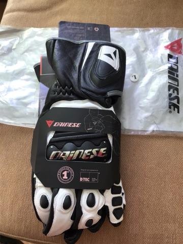 Мотоперчатки Dainese новые