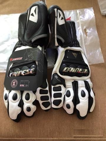 Мотоперчатки Dainese новые