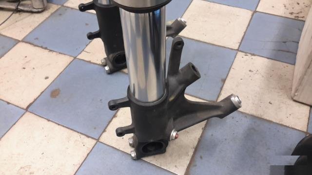 Вилка перья в сборе Honda CBR1000RR 06-07г.в