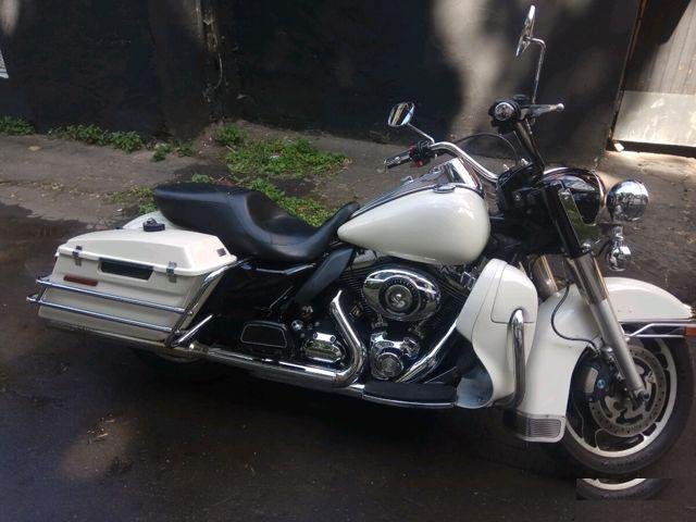 Harley-Davidson road king