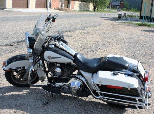 Мотоцикл Harley-Davidson Road King Police США