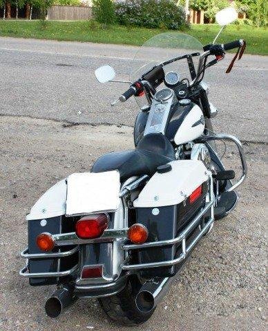 Мотоцикл Harley-Davidson Road King Police США