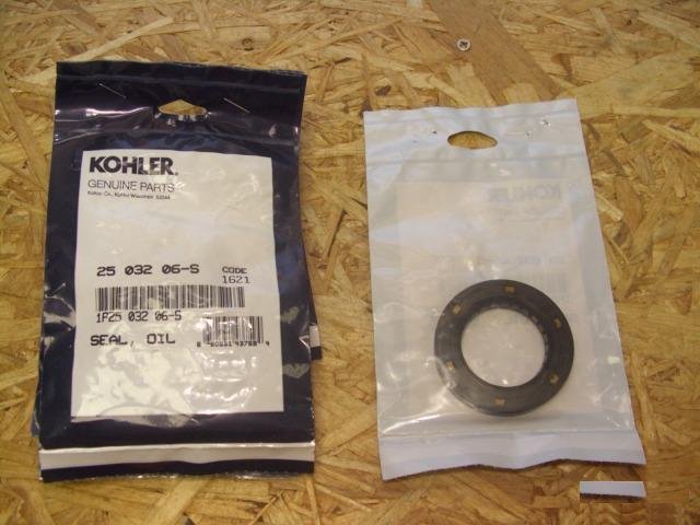Сальник коленвала Kohler 2503206S