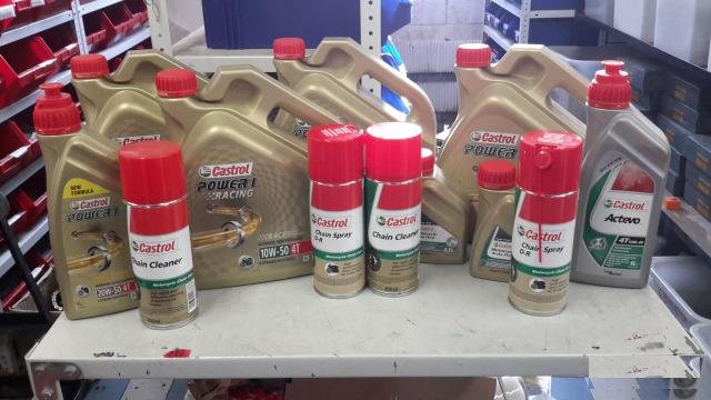 Масло Castrol Power 1 Racing 10W40 мото 4л