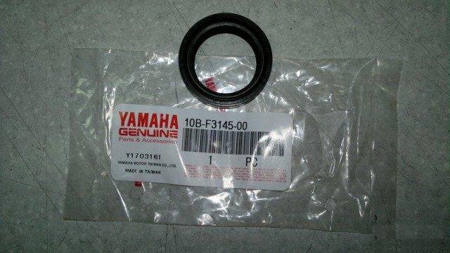 Сальник вилки для скутера Yamaha Gear UA06J