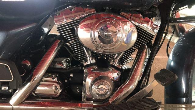 Harley Davidson road king 2003