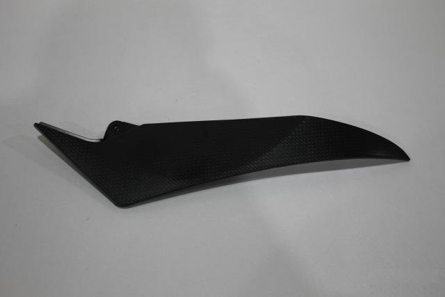 Накладка на бак правая yamaha YZF-R1 2012-2014