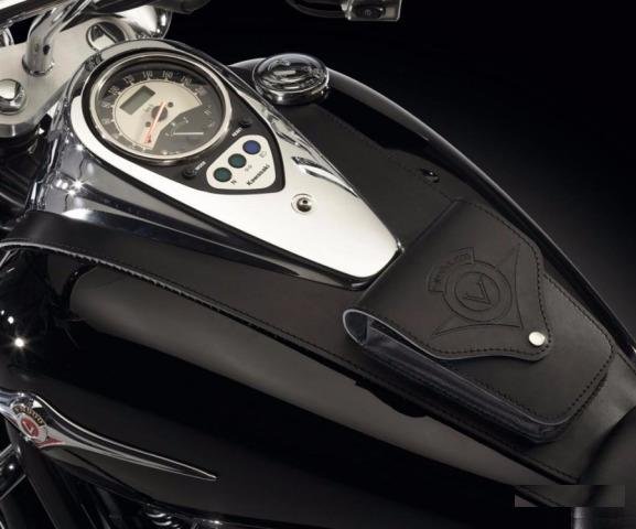 Накладка бака kawasaki Vulcan 900VN900