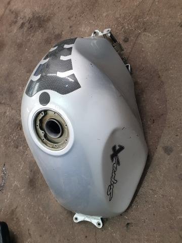 Kawasaki zzr400 zzr600 бак