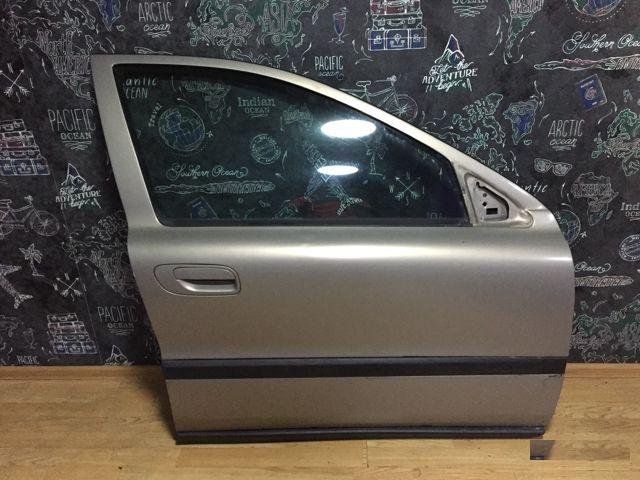 Дверь передняя правая Volvo V70