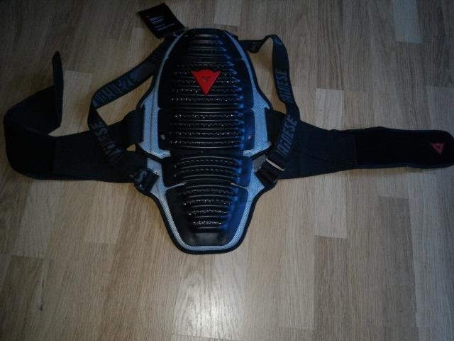 Защита спины wave AIR 11 dainese