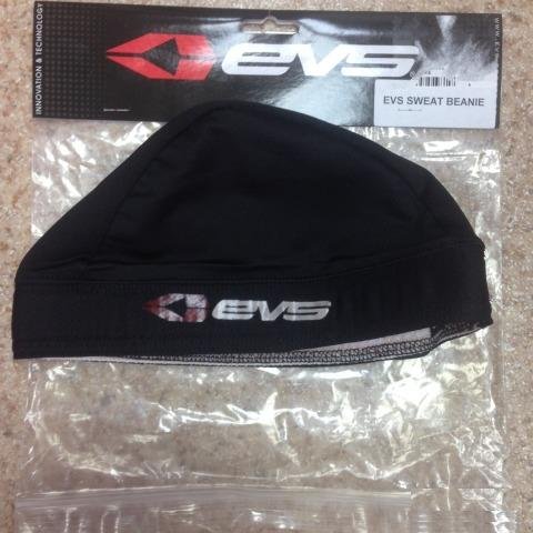 Подшлемник EVS Sweat Beanie