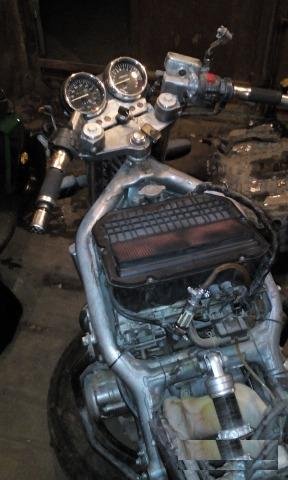 Honda CB-1 (CB1)
