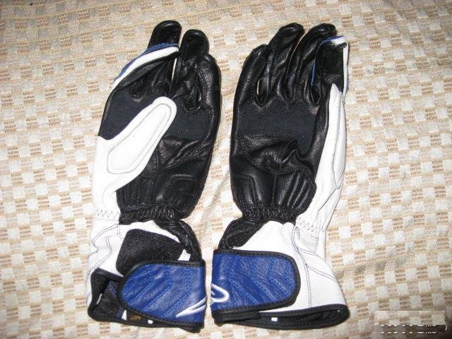 Перчатки (новые) кожанные мотоциклетные Alpinestar
