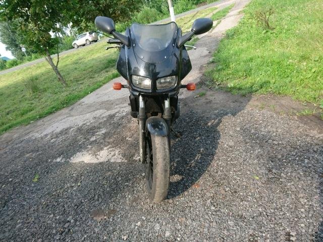 В разборе Yamaha FZ400 1997