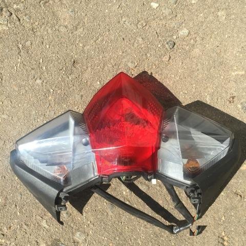 Задний фонарь Honda VFR 1200 F