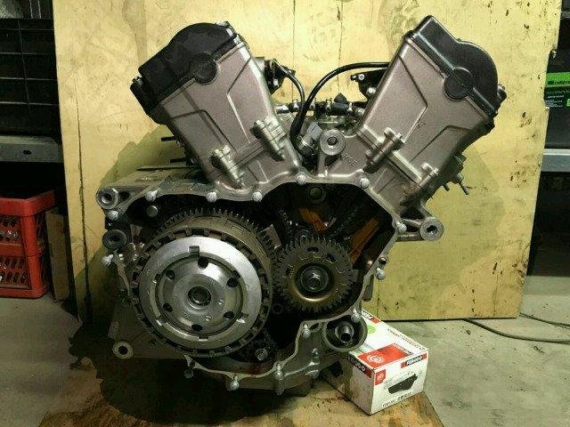 Двигатель VFR1200