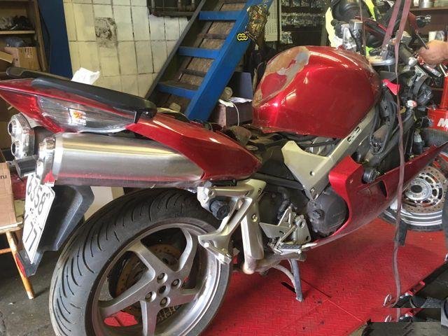 Запчасти на Honda VFR800 VFR 800 2007 год