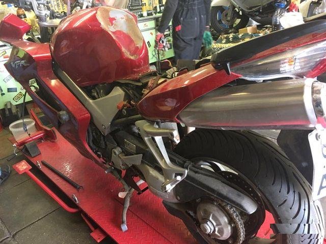 Запчасти на Honda VFR800 VFR 800 2007 год