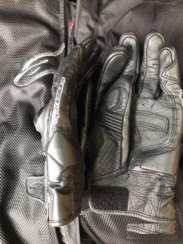 Мотоперчатки Alpinestars