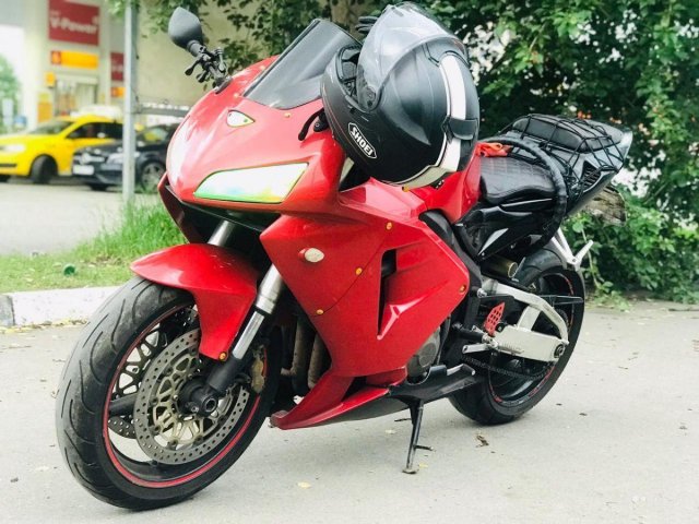 Honda cbr600rr 2006 г.в