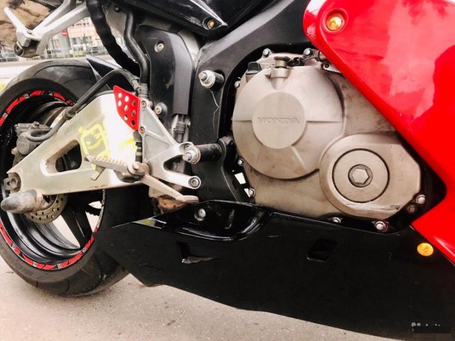 Honda cbr600rr 2006 г.в
