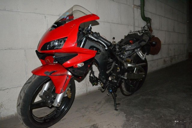 Honda CBR600RR 2003г неисправный