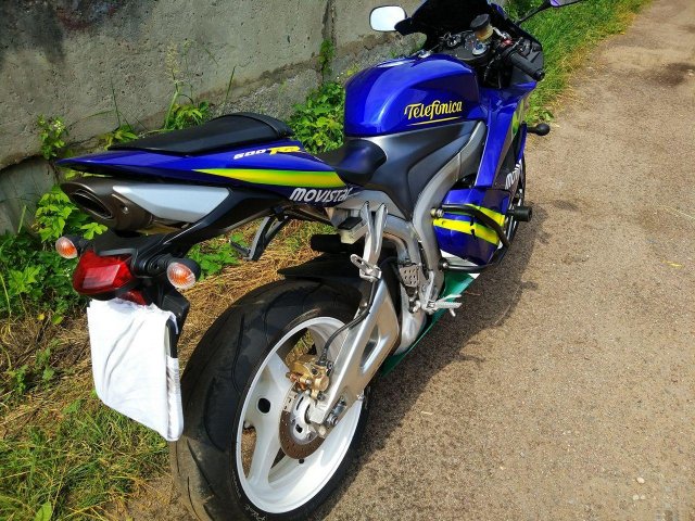 Honda cbr 600 rr