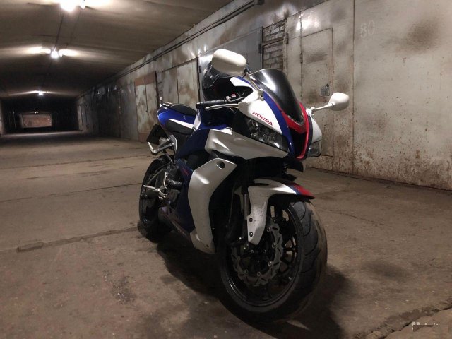 Honda CBR 600 RR 2007 год