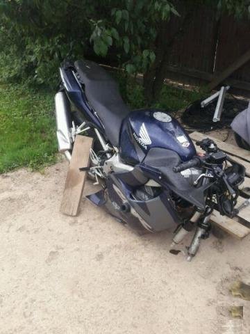 Honda cbr600 f4i разбор запчасти