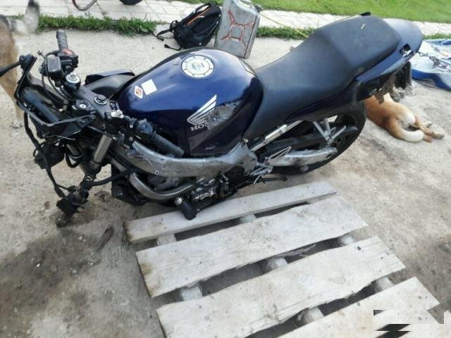 Honda cbr600 f4i разбор запчасти