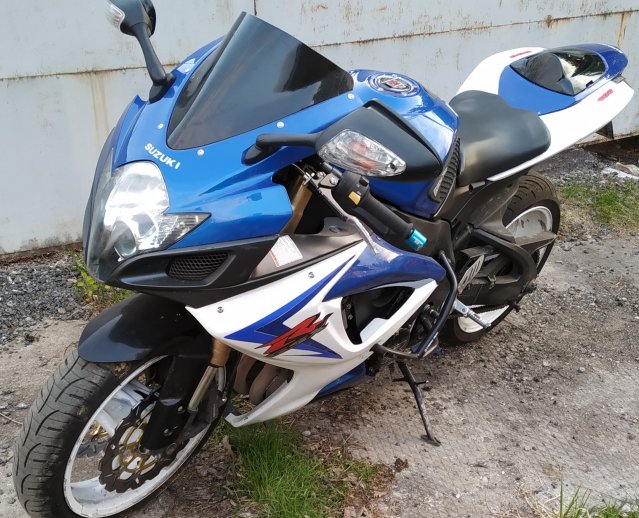 SUZUKI GSXR-600