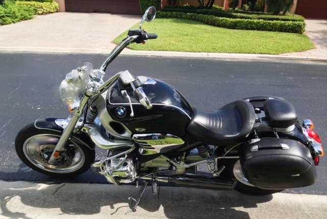 Продам мотоцикл BMW R1200C