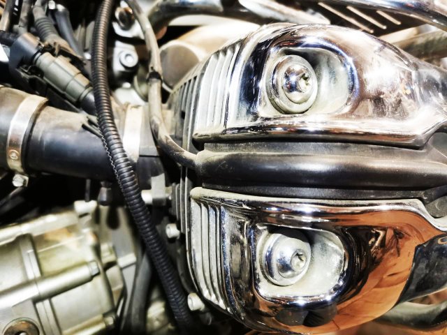 Продам мотоцикл BMW R1200C