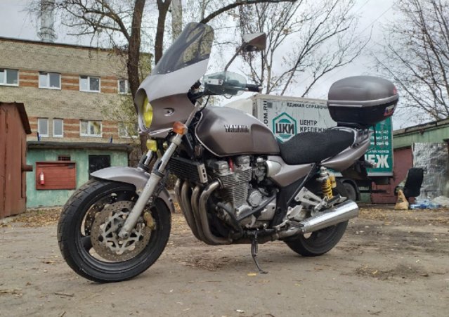 Обтекатель ветровик на XJR1200/1300, X11