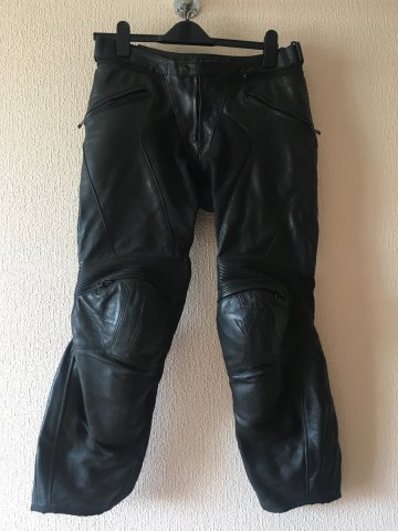 Мотоштаны кожаные мужские Dainese PONY C2 PELLE (Б/У) р-р 48