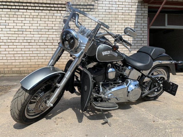 Harley-Davidson fat boy