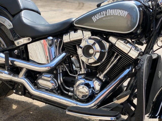 Harley-Davidson fat boy