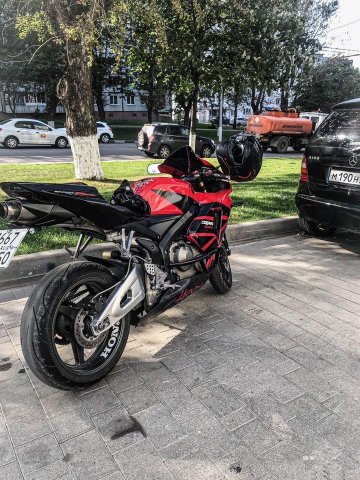Honda cbr 600 rr