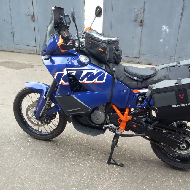 KTM 990 Adventure R 2012