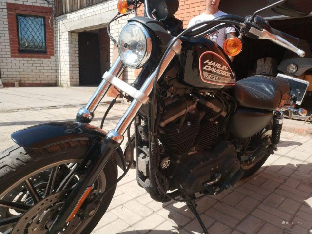 Harley Davidson Sportster 883R