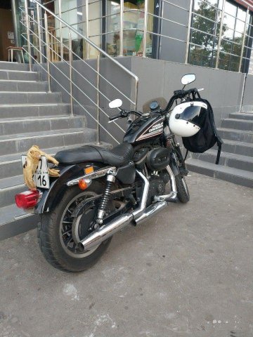 Harley Davidson Sportster 883R