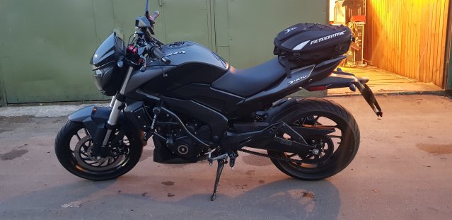 Bajaj Dominar 400UG