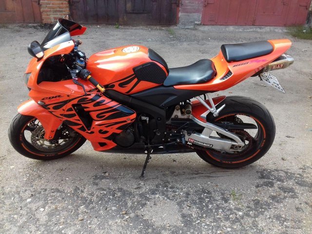Honda cbr600гг 2005г (cbr 600 rr)